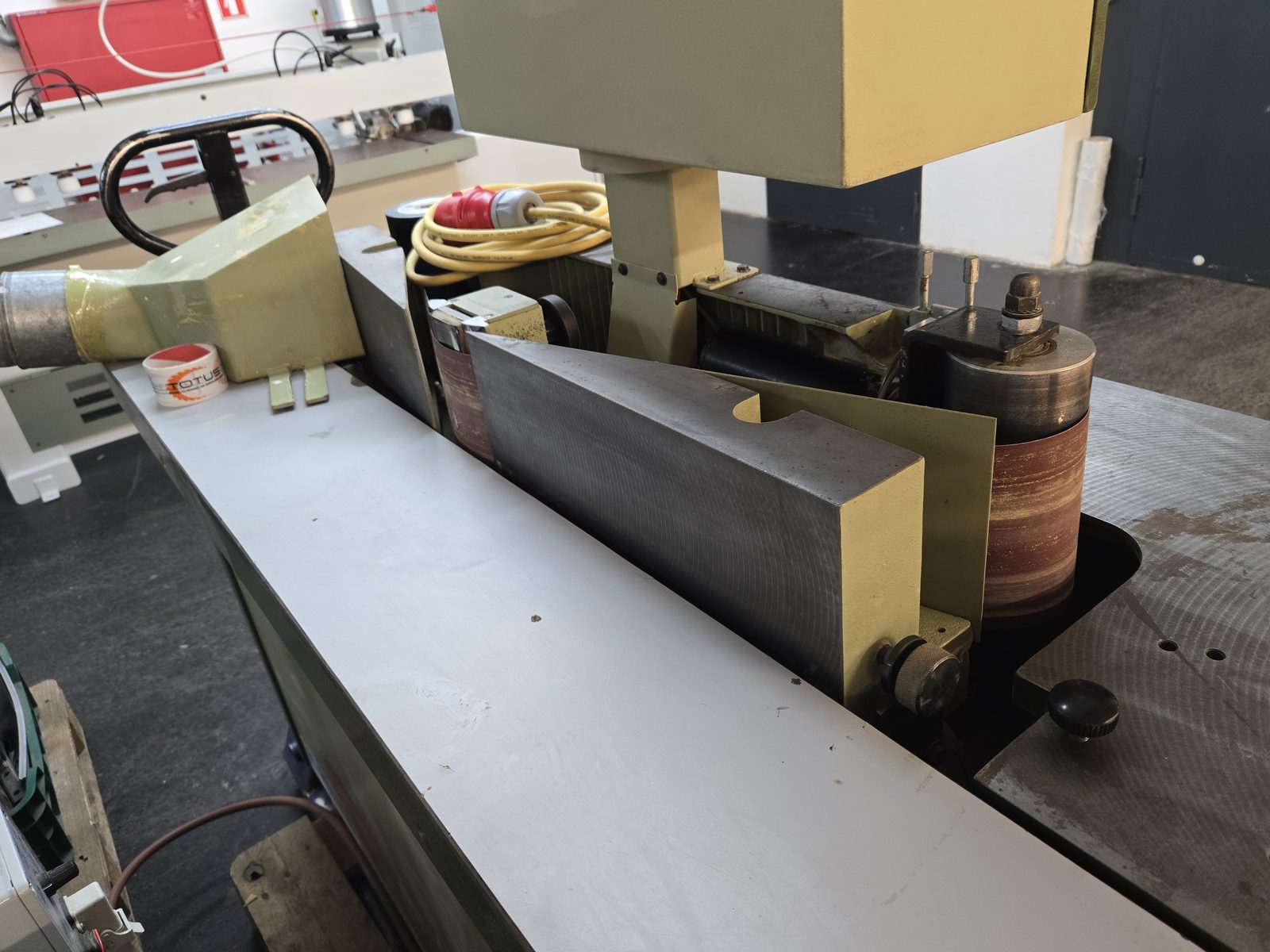 SCM UNILEV