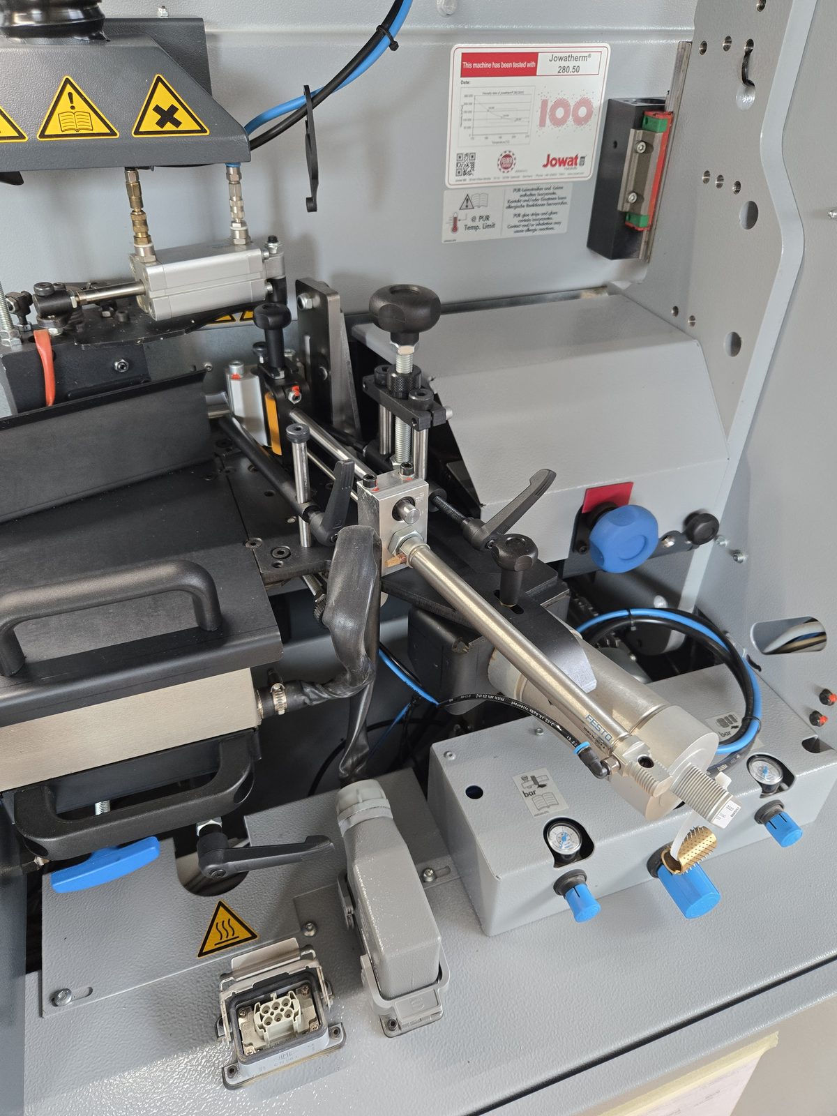 TEMPORA 600 Gluebox